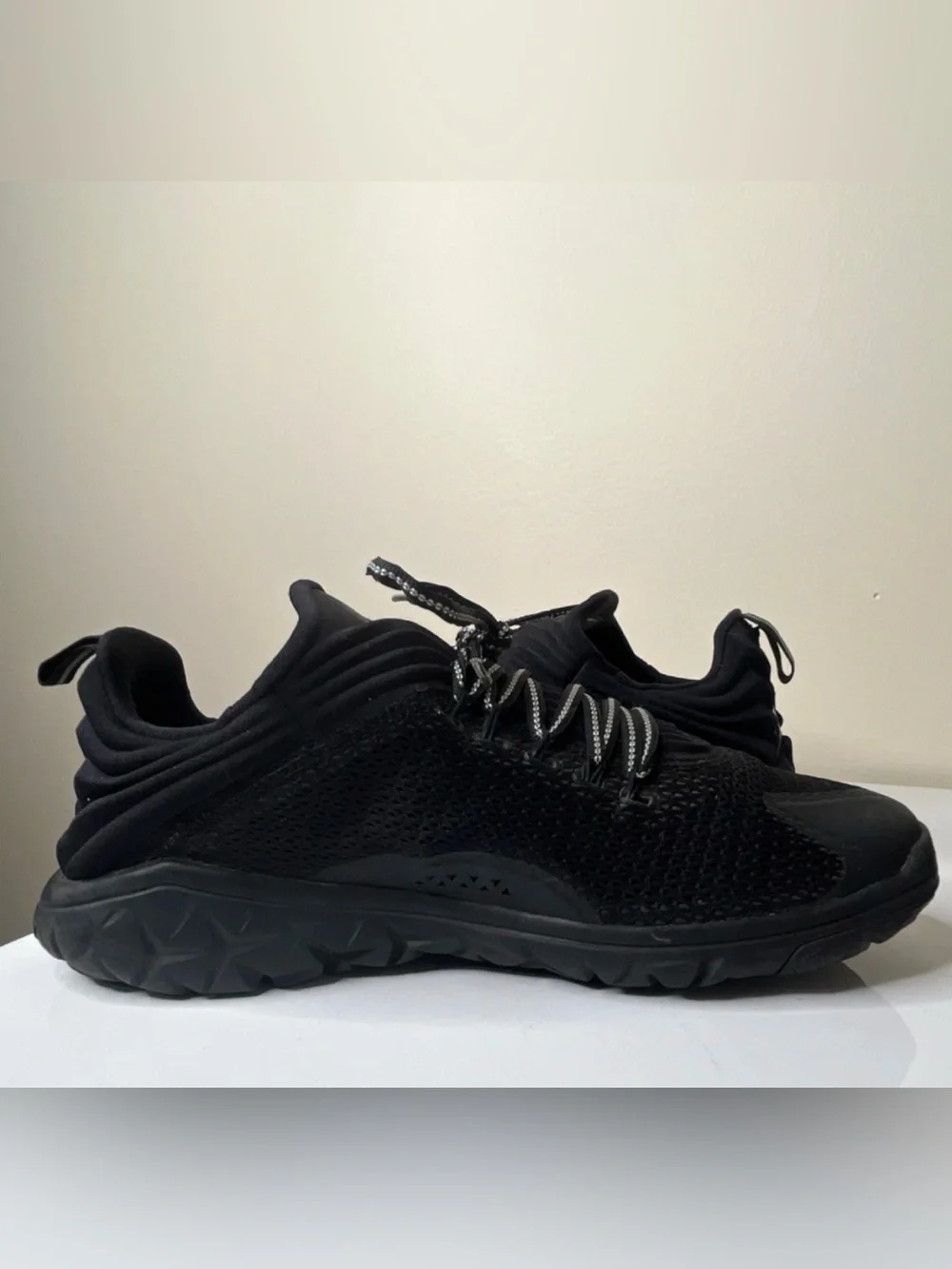 Jordan Flight Flex Trainer Triple Black LowTop Sneaker Men’s Sz US10.5 EU44.5
